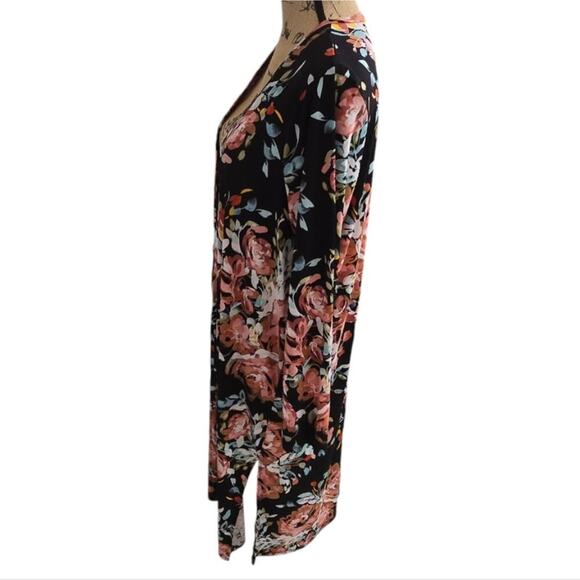Torrid Floral Black and Pink  Cardigan Open Front Longline Sweater Size 2 - Picture 3 of 11